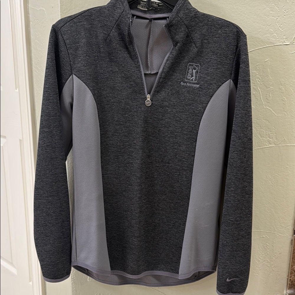 Nike Performance Gray Quarter-Zip TPG Golf Sweater